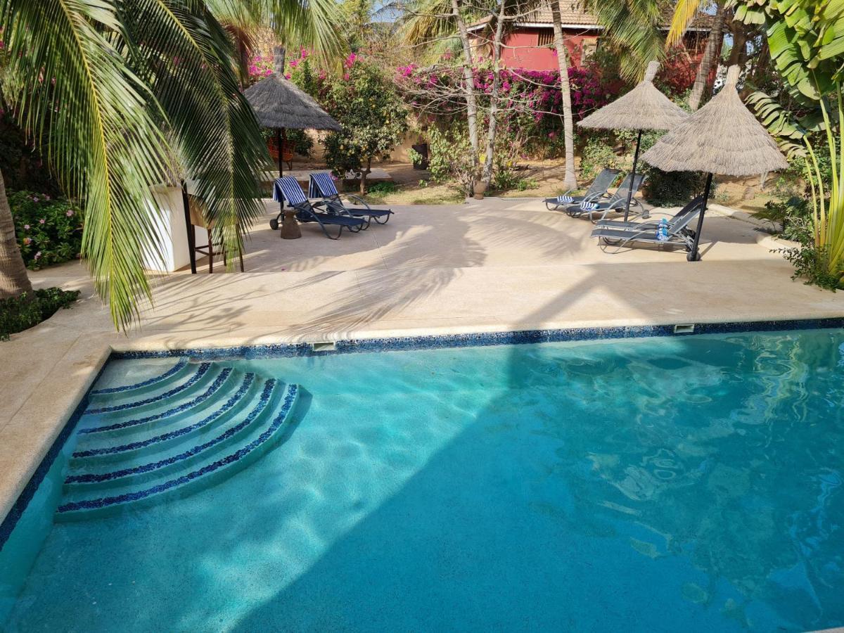 Le Souimanga Bleu Saly Bed & Breakfast Dış mekan fotoğraf