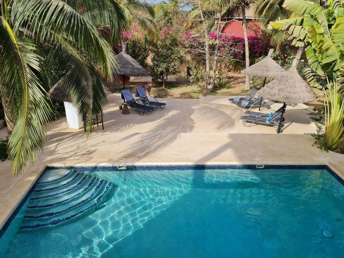 Le Souimanga Bleu Saly Bed & Breakfast Dış mekan fotoğraf