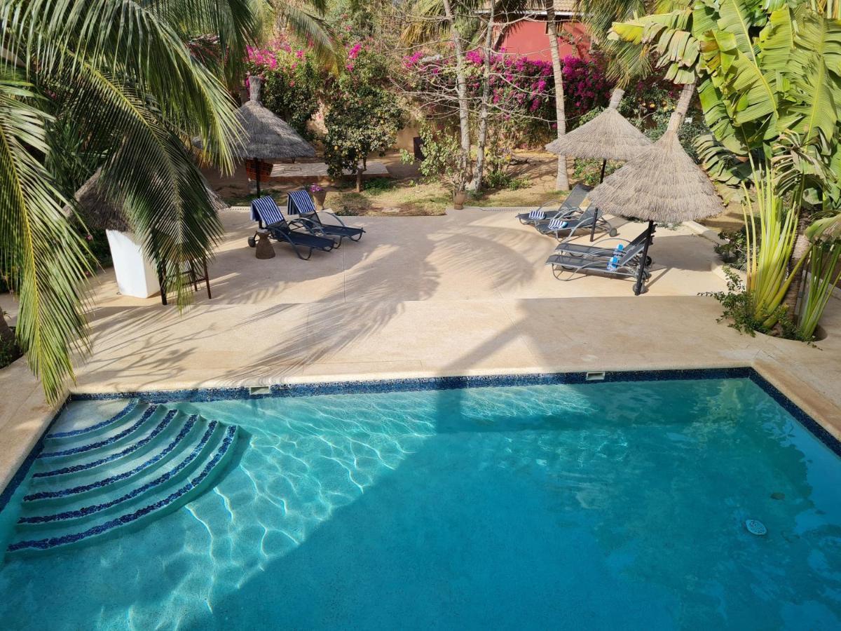 Le Souimanga Bleu Saly Bed & Breakfast Dış mekan fotoğraf